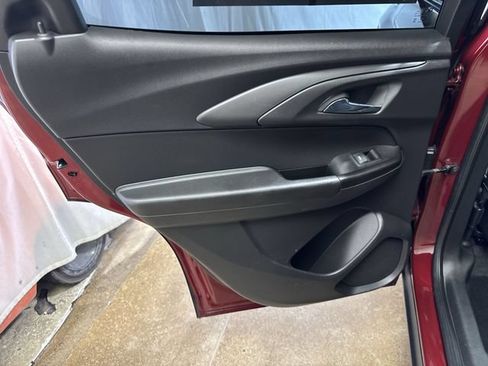Certified 2023 Chevrolet TrailBlazer RS w/ Sun and Liftgate Package AWD/4WD image 23