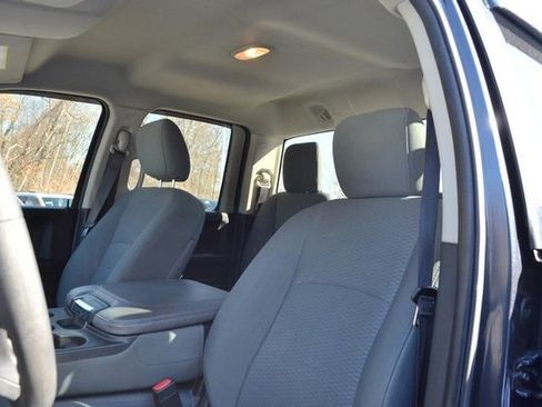 Used 2019 RAM 1500 Express image 18