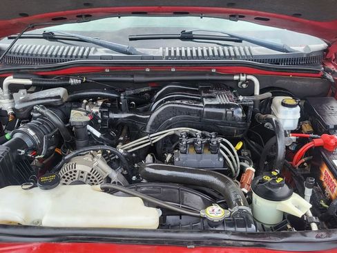 Used 2008 Ford Explorer Sport Trac XLT image 34