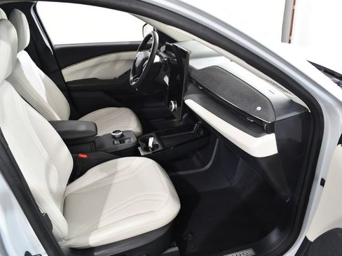 Used 2023 Ford Mustang Mach-E Premium AWD/4WD image 10