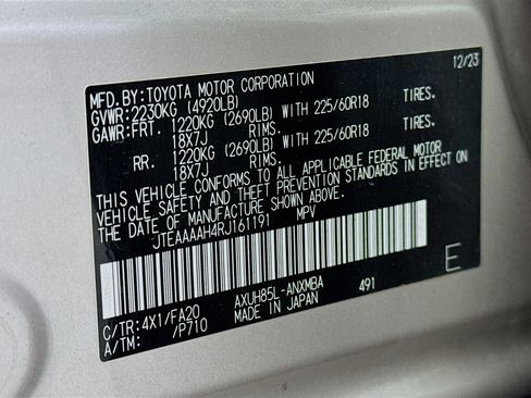 Used 2024 Toyota Venza LE AWD/4WD image 30