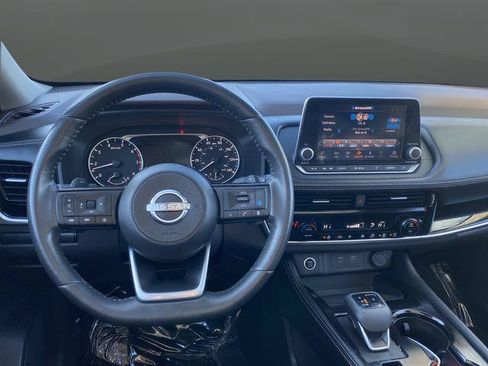 Used 2023 Nissan Rogue SL AWD/4WD image 5
