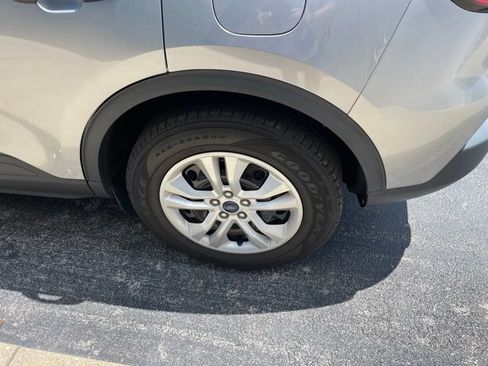 Used 2021 Ford Escape S FWD image 7