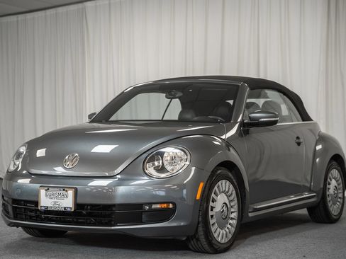 Used 2014 Volkswagen Beetle 2.5 image 3