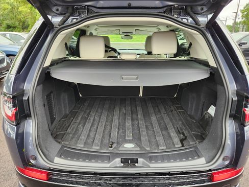 Certified 2025 Land Rover Discovery Sport S AWD/4WD image 8
