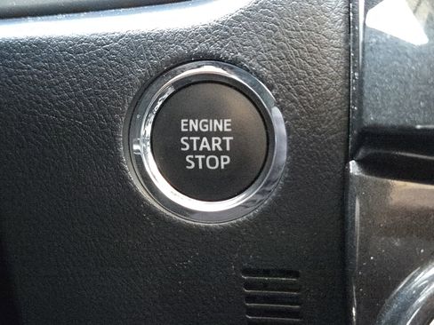 Used 2024 Toyota 4Runner TRD Off-Road AWD/4WD image 19