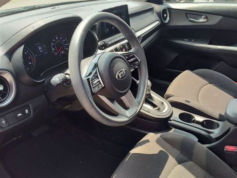 Used 2019 Kia Forte LXS FWD image 7