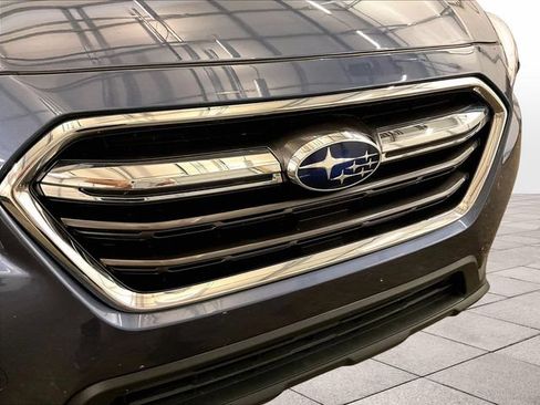 Used 2018 Subaru Outback 2.5i Limited AWD/4WD image 30