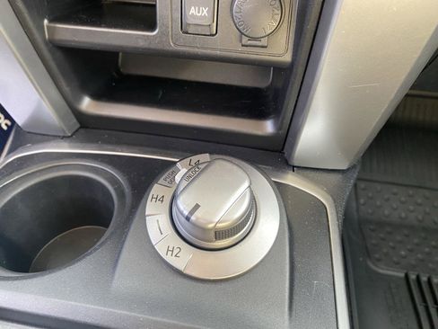 Used 2017 Toyota 4Runner SR5 image 26