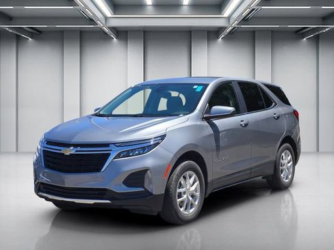 Used 2024 Chevrolet Equinox LT AWD/4WD image 8