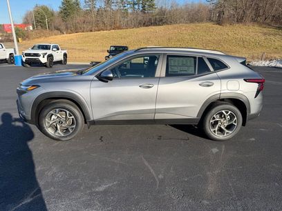 New 2026 Chevrolet Trax LT w/ Sunroof Package