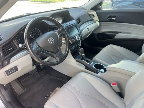 Used 2020 Acura ILX w/ Premium Package image 7