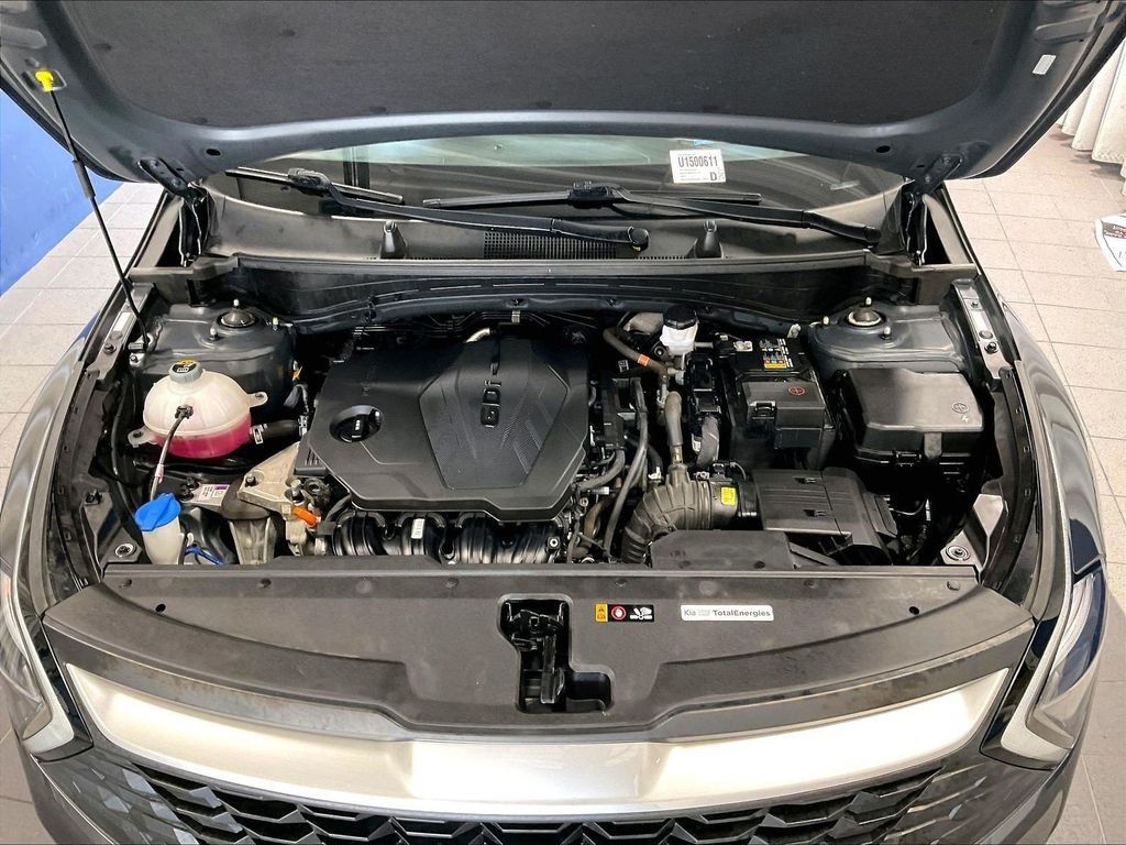 Used 2023 Kia Sportage LX AWD/4WD image 30