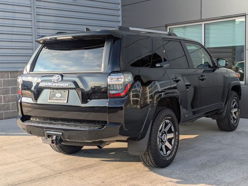 Used 2021 Toyota 4Runner SR5 Premium w/ Moonroof Package image 5
