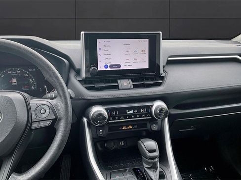 Used 2024 Toyota RAV4 XLE image 5