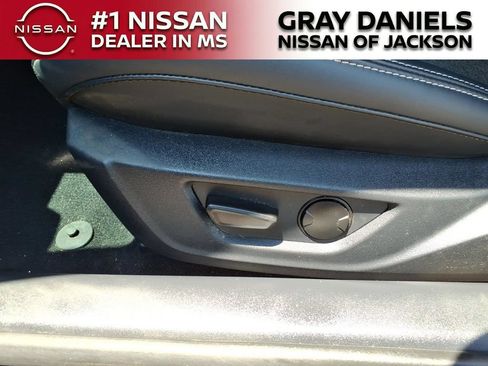 Used 2024 Ford Mustang Coupe RWD image 11