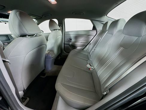 Used 2023 Hyundai Elantra SEL FWD image 26