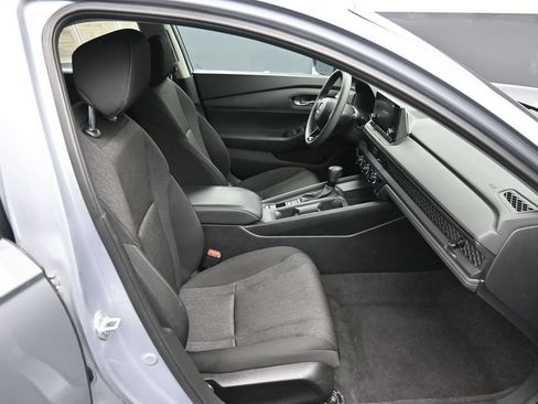 Used 2023 Honda Accord LX image 24