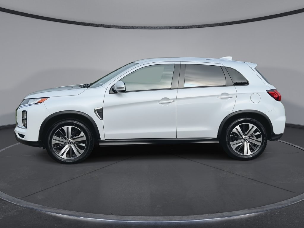 Used 2025 Mitsubishi Outlander Sport SE AWD/4WD image 5