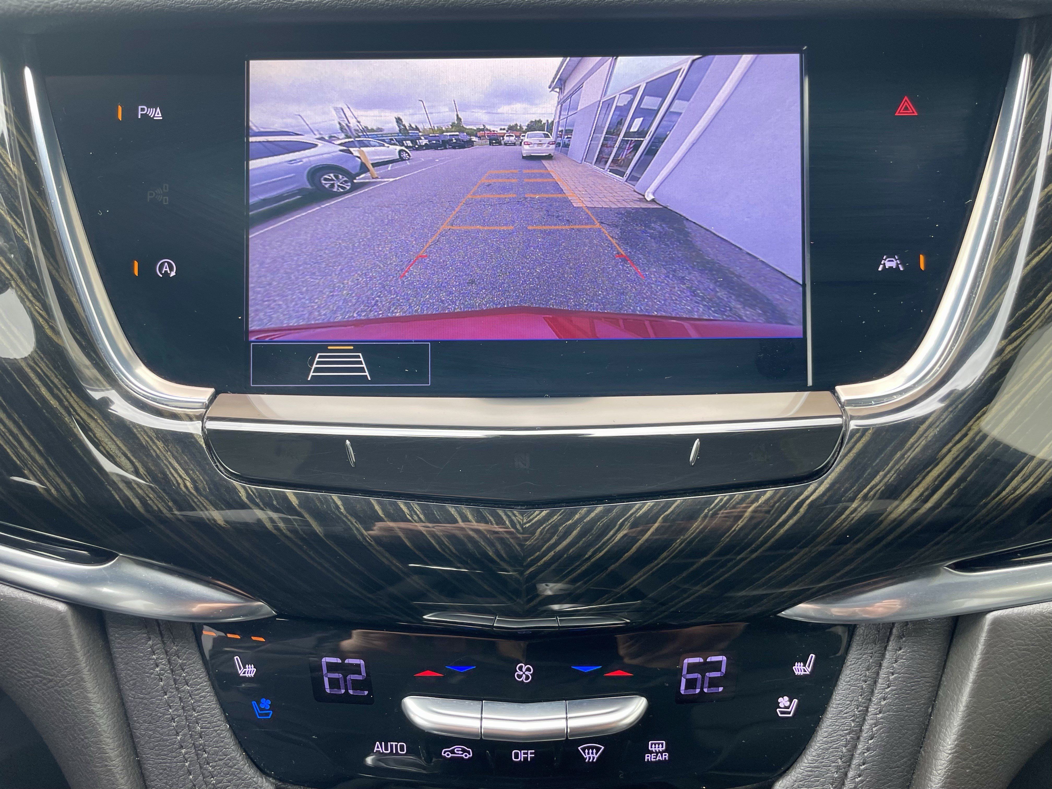 Used 2020 Cadillac XT6 Premium Luxury AWD/4WD image 28