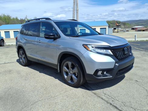 Used 2021 Honda Passport Touring image 1