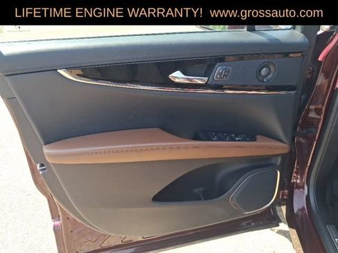 Used 2022 Lincoln Nautilus Reserve w/ Equipment Group 201A AWD/4WD image 11