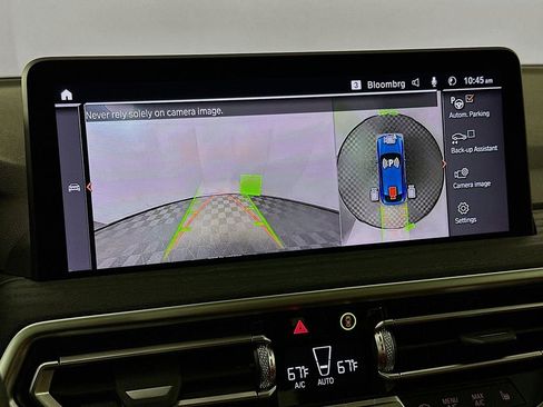 Used 2025 BMW X4 xDrive30i AWD/4WD image 19