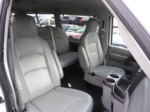 Used 2012 Ford E-350 and Econoline 350 XL image 13