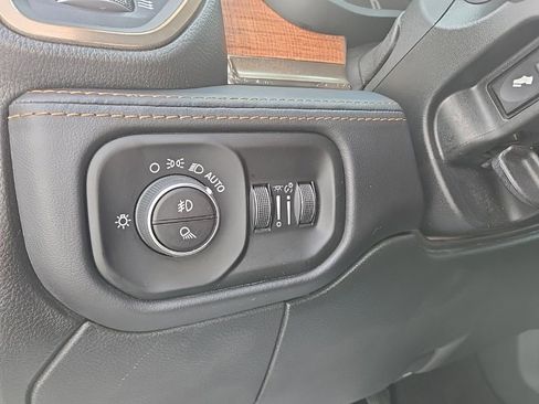 Used 2021 RAM 3500 Limited AWD/4WD image 34