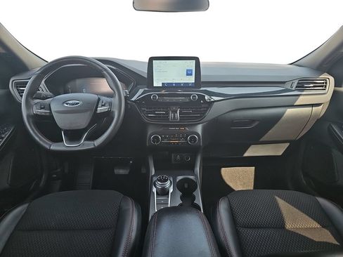 Used 2025 Ford Escape ST-Line Select AWD/4WD image 9