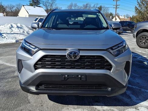 Certified 2022 Toyota RAV4 XLE w/ Convenience Package image 2