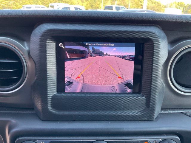 Used 2023 Jeep Gladiator Sport AWD/4WD image 12