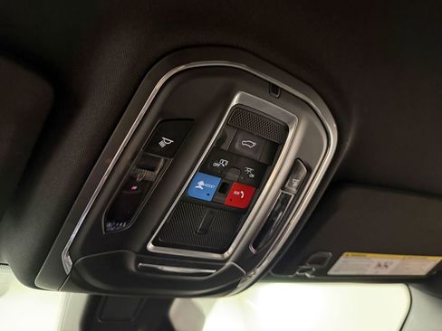 Used 2022 Jeep Grand Cherokee Altitude AWD/4WD image 79