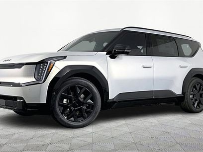 New 2026 Kia EV9 Land