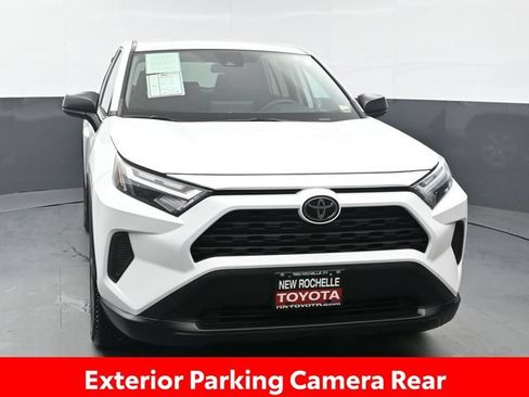 Certified 2023 Toyota RAV4 LE AWD/4WD image 10