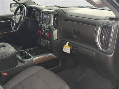 Used 2021 Chevrolet Silverado 1500 LT Trail Boss w/ Convenience Package II AWD/4WD image 19