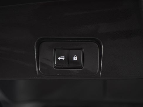 Used 2023 Nissan Rogue SL w/ SL Premium Package AWD/4WD image 17