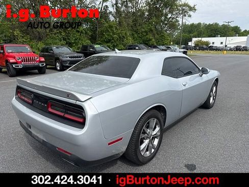 Used 2020 Dodge Challenger SXT w/ Driver Convenience Group AWD/4WD image 3