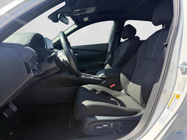 Used 2024 Honda Accord Sport image 12