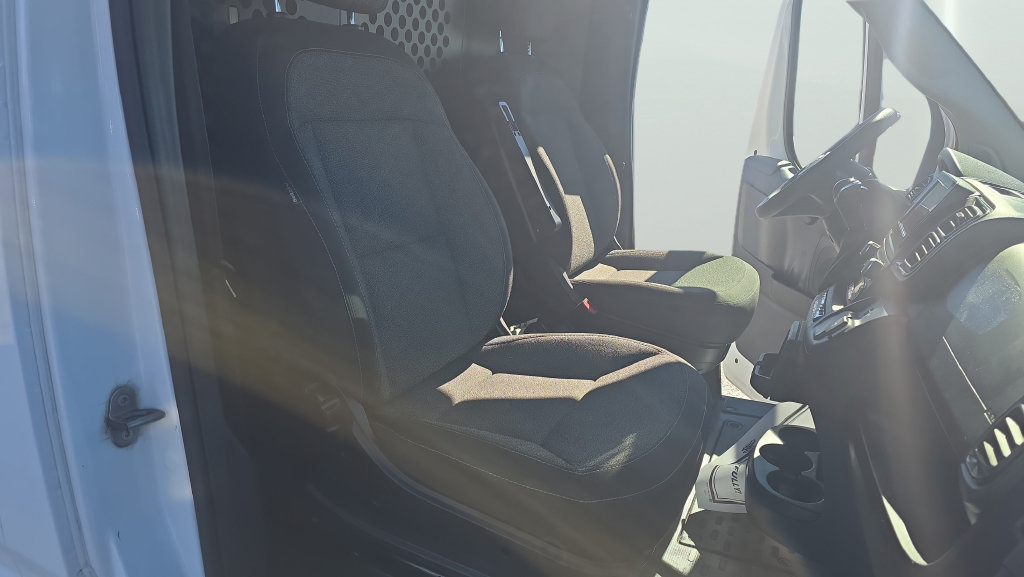Used 2025 RAM ProMaster 2500 w/ U-Haul Equipment Group FWD image 14