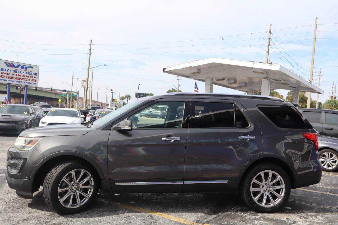 Used 2016 Ford Explorer Limited w/ Equipment Group 301A FWD image 6