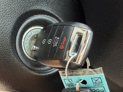 Used 2019 Kia Sorento FWD image 33