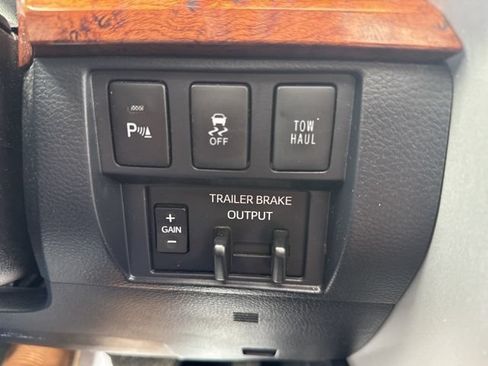 Used 2019 Toyota Tundra 1794 Edition AWD/4WD image 22