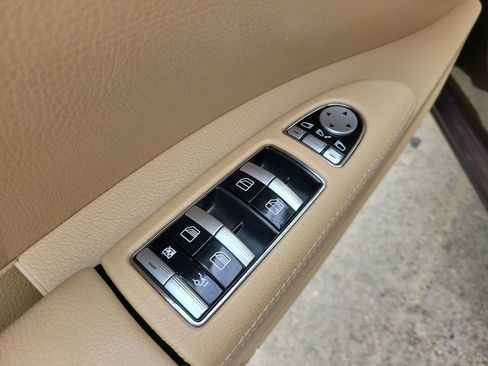 Used 2013 Mercedes-Benz S 550 4MATIC image 17