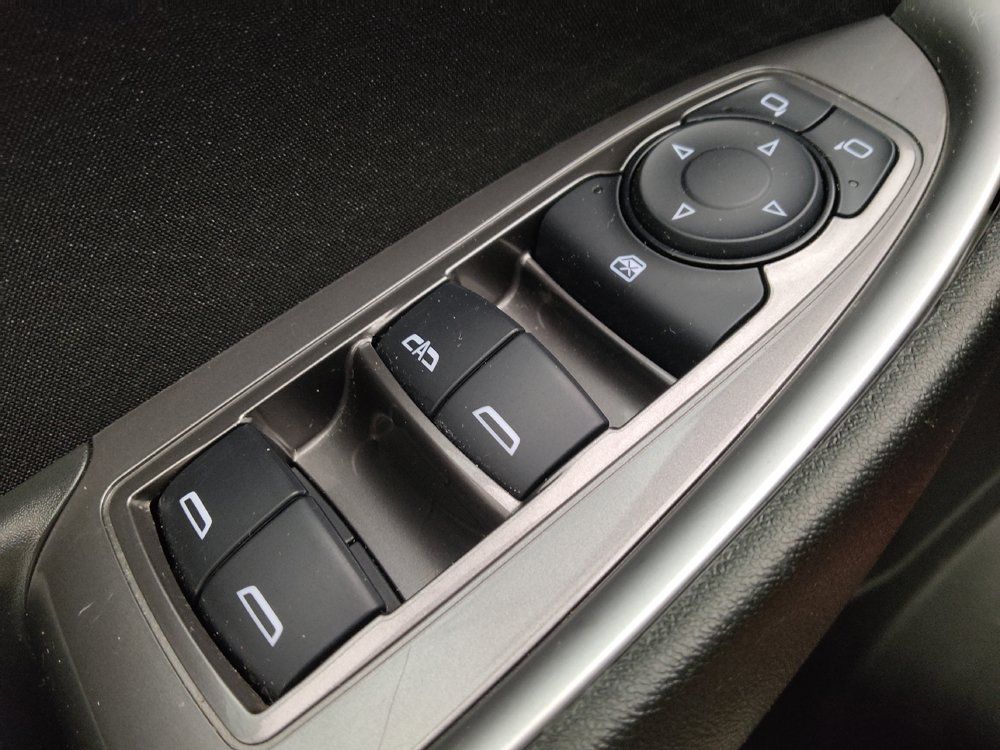 Used 2025 Chevrolet Malibu LT FWD image 27