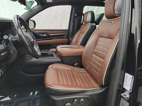 Certified 2023 GMC Yukon XL Denali Ultimate AWD/4WD image 7