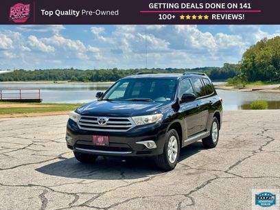 Used 2012 Toyota Highlander SE w/ Tow Pkg