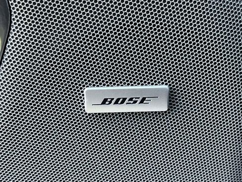 Used 2022 Chevrolet Tahoe LT w/ Luxury Package image 18