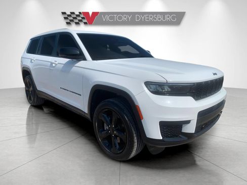 Used 2025 Jeep Grand Cherokee L Altitude AWD/4WD image 2