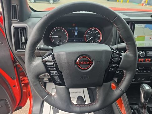 Certified 2025 Nissan Frontier PRO-4X w/ Pro Premium Package AWD/4WD image 14